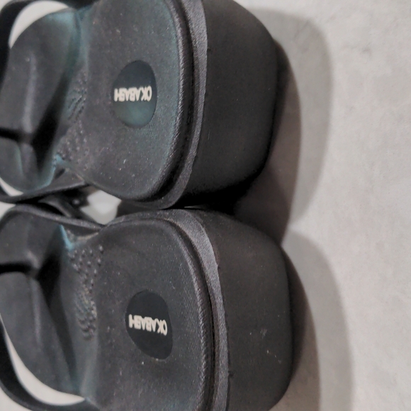 OKABASHI BLACK RUBBER FLIP FLOPS - Picture 5 of 9